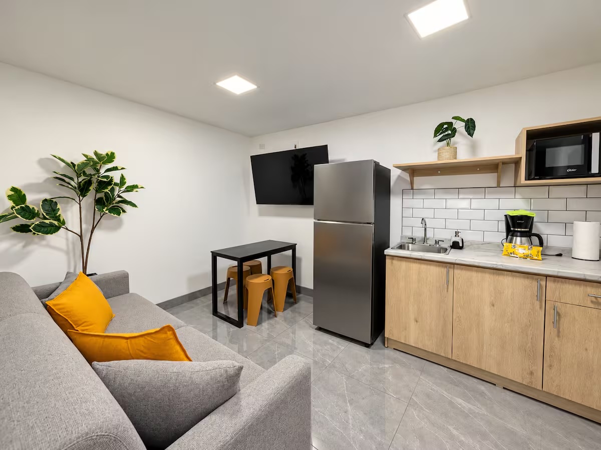 Apartment 7 - 3BR + Loft